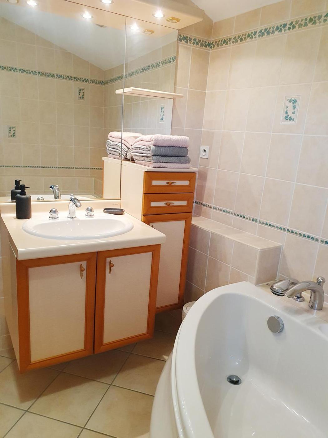Le Clos Violet Clesse Holiday Home For 6 Luaran gambar